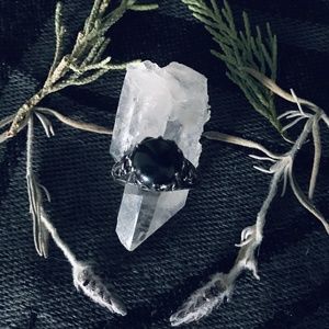 Hawk's Eye Crowned Cat Queen Steel Ring